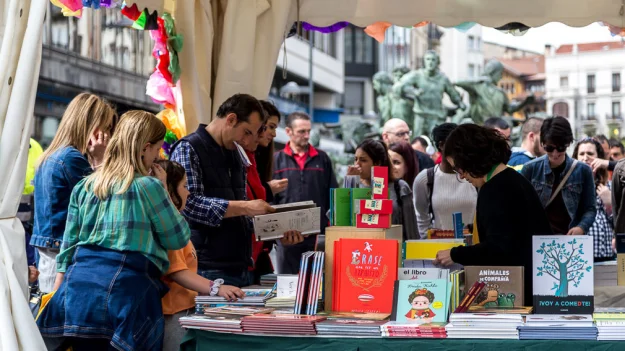 ¡Llega la Quinta Feria del Libro de Flores!