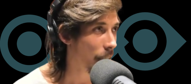 «Empecé a tocar en el tren para generar recursos» – Sasha Vuela