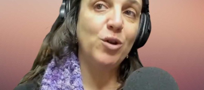 Canta, inventa y produce. Valeria Donati: Ritmos, almas, lunas.