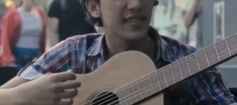 Todo lo que puede una canción. Resistencia, mito y fanatismo.