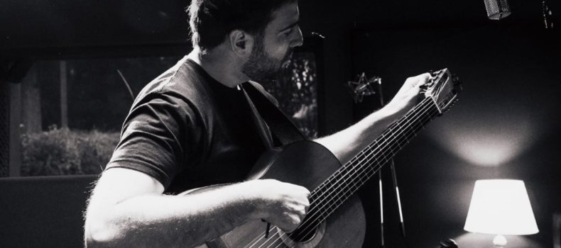 Paraná Berreta presenta «Cantor y guitarrero»